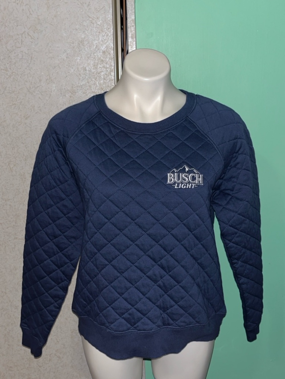 boxercraft navy blue quilted busch light crew neck